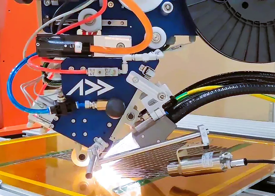 Thermoplastic Tape Winding with Humm3 under temperature controlled setting